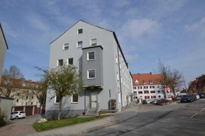Sanierungsbedürftige multifunktionale 3-Zi.-Büro/Ladenflächen in Regensburg Süd Kumpfmühl