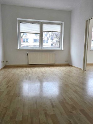 Vier Räume - viele Möglichkeiten: Ihr neues Zuhause in der Parkstraße