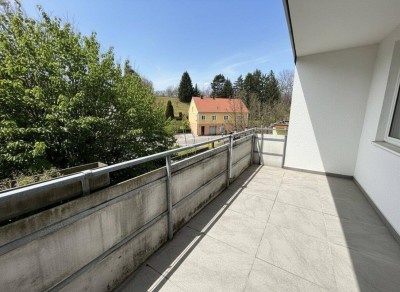 GERÄUMIGE 5-Zimmer-Wohnung - Balkon - Garage - ca.123 m² NFL - Einbauküche - Gute Verkehrsanbindung!