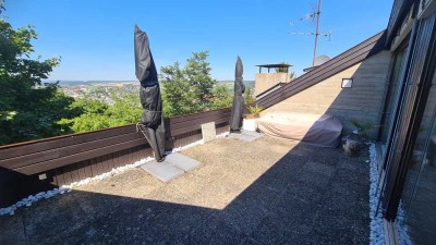 Traumhafte Aussicht! Leonberg 2ZKB , 72m², teilmöbliert