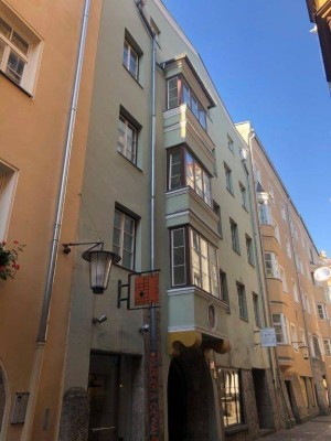 Wunderschöne 2 Zimmer-Balkonwohnung im Herzen der Innsbrucker Altstadt: Riesengasse 4 - W05