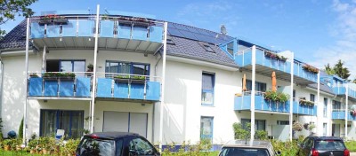 Altersgerechte 1-Zimmer-DG-Wohnung mit Balkon und EBK