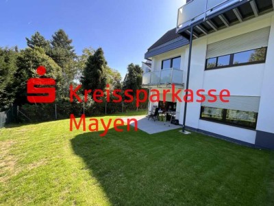 Provisionsfrei. ETW mit Blick ins Grüne und eigenem Gartenanteil.