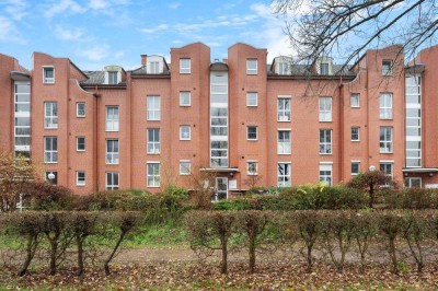 Bremen - Findorff (Bürgerpark) - Lichtdurchflutete Wohnung mit Balkon und Blick auf den Bürgerpark