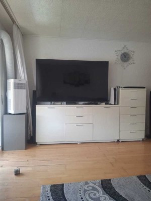 Freundliche 3-Zimmer-Wohnung mit Balkon und EBK in Singen