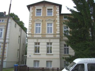 Schöne 1-Zimmer-Wohnung mit kleiner Terrasse in der beliebten Schelfstadt zu mieten!