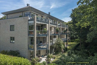 Stilvolle ruhige vollmöblierte 2-Zimmer-Wohnung mit gehobener Innenausstattung mit EBK in Glücksburg