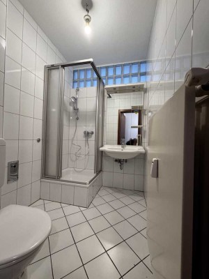 AM HOFGARTEN RUHIGES APARTMENT