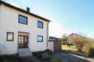 Gestaltbares Reiheneckhaus mit Garten, Balkon und Garage in ruhiger Lage von Plieningen