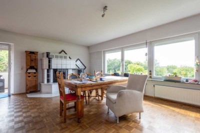 Lohmar-Weegen: Freistehendes Einfamilienhaus im Bungalowstil in ruhiger Lage mit schönem Ausblick!