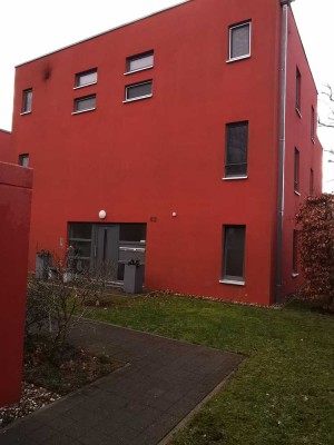 3-RWE mit Dachterrasse über 2 Etagen mit gehobener Ausstattung in bester Lage von Kröllwitz