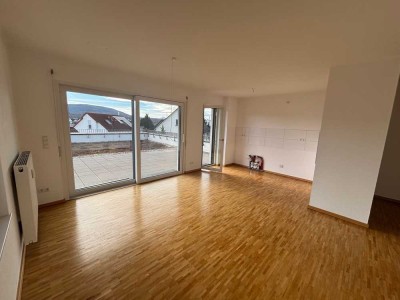 Helle 2-Zimmer Wohnung in Malsch mit großzügiger Dachterrasse