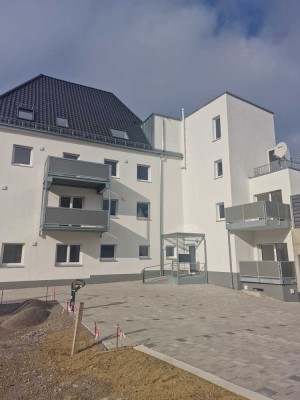 Babenhausen Stadtflair Einzug sofort - 39,8 m² 1,5 Zi-Wohnung, Balkon, Fahrstuhl, Energie A+