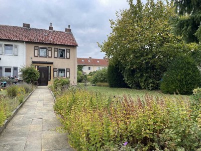 Reihenendhaus in ruhiger, familienfreundlicher Lage mit Garten und Garage