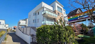 Modernes wohnen mit Stil – Lichtdurchflutete 4-Zimmer-Wohnung mit Aufzug, Balkon & offener Küche