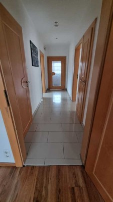 Preiswertes, gepflegtes 7-Zimmer-Haus in Celle