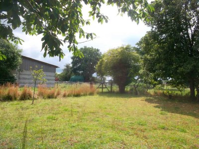 Grundstück und Haus mit viel Platz für Kleintierhaltung Nahe A2