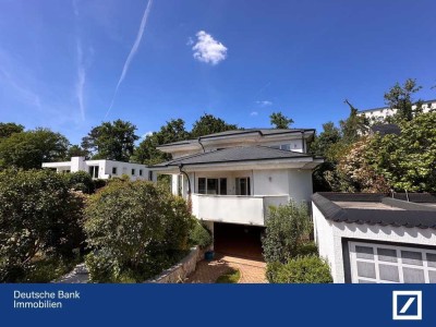 Großzügige Villa mit Weitblick in Gravenbruch - Exklusives Wohnen mit viel Licht, Raum, Privatsphäre