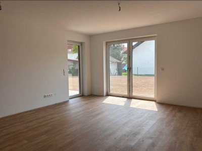 4-Zimmer EG-Wohnung mit Terrasse und Gartenanteil