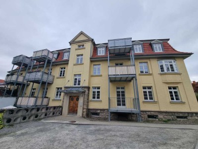 Einziehen & Wohlfühlen! - 2-Raumwohnung mit Einbauküche und Balkon