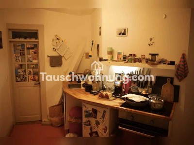 Tauschwohnung: 2-Zi-Altbauwohnung, Innenstadt sucht 2 Zimmer + Balkon