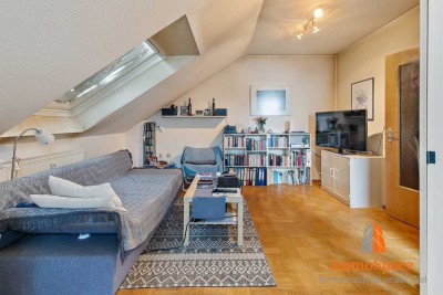 Moderne 2-Zimmer-Dachgeschosswohnung mit offenem Wohnkonzept und Balkon