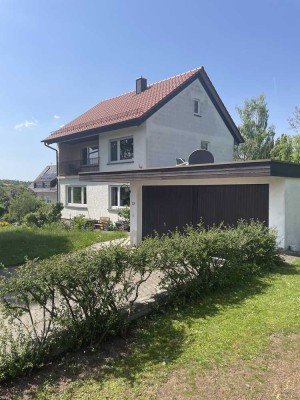 Günstiges, gepflegtes 5-Raum-Einfamilienhaus in Engelsbrand