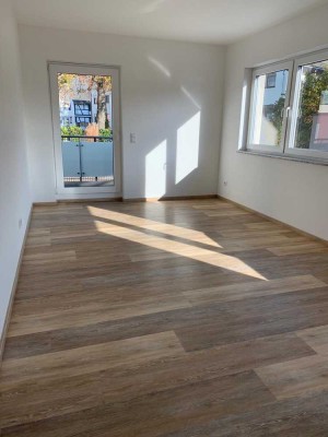 Stilvolle, NEUBAU 2-Zimmer-Wohnung mit Balkon in Rodgau