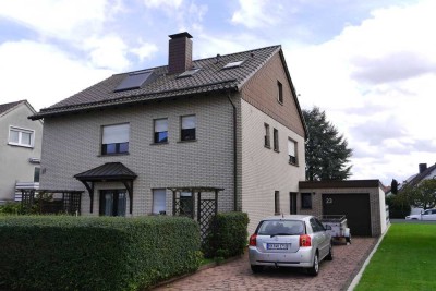 ... Zweifamilienhaus in einem bevorzugten Wohngebiet von Steinheim!