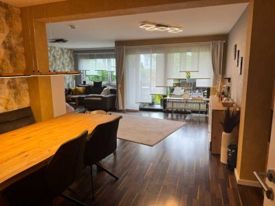 Stilvolle und helle 3,5-Raum-Erdgeschoss-Wohnung Offenbach Rumpenheim