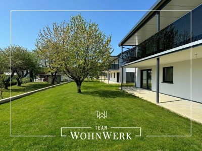 € 2.900 / m² | Exklusiver Erstbezug mit Eigengarten &amp; Balkon | Kurz vor Fertigstellung | Exklusive Ausstattung | Doppelcarport | Obervogau