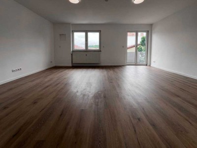 KL - Nähe Gartenschau, Appartement mit sep. Küche, EBK, Balkon
