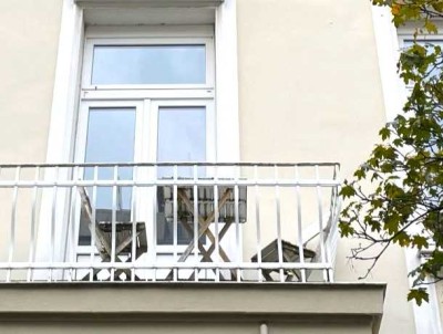 Gründervilla mit Weitblick. Architekturhighlight.  Balkone zum Park. Kalk. Nettomiete € 150.000,-
