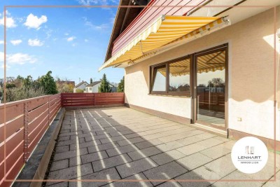 *Freundliche Etagenwohnung mit großer Südost-Terrasse**zentrale Lage**