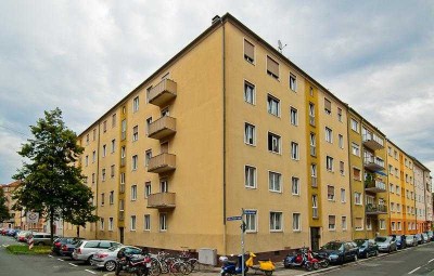 Helle, renovierte 2,5-Zimmer-Wohnung für Ihre kleine Familie