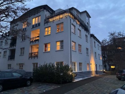 Sonnige 2-Zimmer Wohnung mit Balkon in Niederschöneweide - Befristung auf max. 4 Jahre