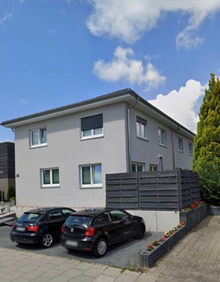 Neuwertiges RMH im Stadtvilla Stil mit 4-Zimmern und Einbauküche in Schönkirchen