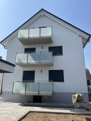 Renovierte 6 Zimmer Wohnung