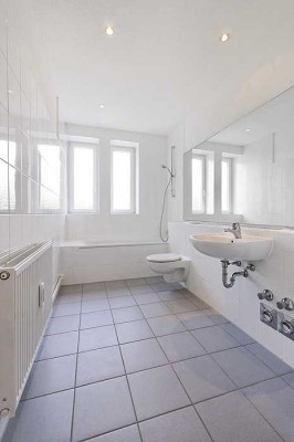 Burgundenplatz 1, 1 L - Schöne 2-Zimmer Wohnung mit Balkon! Eine Küchenübernahme ist möglich