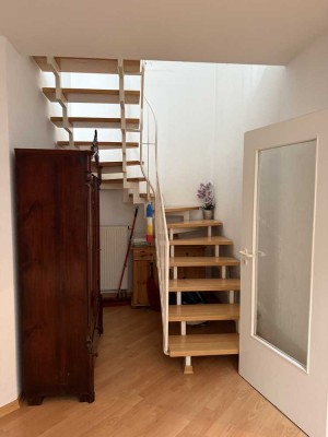 Stilvolle 3-Raum-Maisonette-Wohnung mit Einbauküche in Potsdam-Babelsberg
