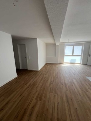 Erstbezug: Stilvolle 3-Raum-Wohnung mit gehobener Innenausstattung in Sandhausen