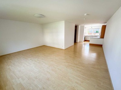 Große 3-Zimmer-EG-Wohnung in Eschborn/Niederhöchstadt!