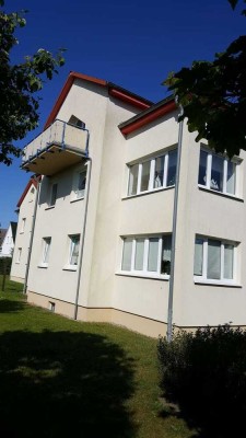 Große 1-Zimmer-Wohnung mit Balkon in Eldena