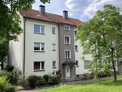 Ruhige, helle 2-Raum-Wohnung mit Balkon und Einbauküche in Bochum