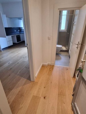 2-Zimmer-Wohnung mit Balkon und moderner Einbauküche