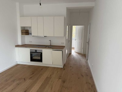 Erstbezug nach Sanierung: Appartement mit Balkon im Kreutzviertel