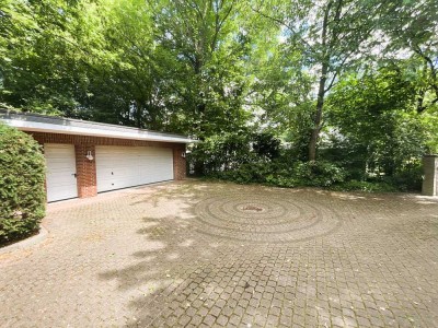 Großes EFH/MGH*Minden*8 Zi.*385 m² Wfl.*175m² Nfl.*1640 m² Grdst.*2 Doppelgaragen*Carport*Stellpl.!