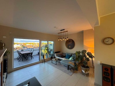 Exklusive 4-Zimmer-Penthouse-Wohnung mit gehobener Innenausstattung mit Balkon in Pulheim