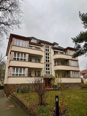 Ruhige 2 Raum Wohnung mit Balkon