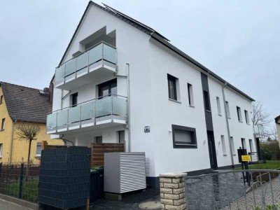 Stilvolle, neuwertige 2-Raum-EG-Wohnung  mit Terrasse und EBK in Dietzenbach/Steinberg